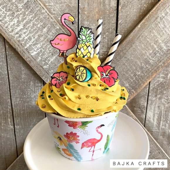 Handmade Tropical Topper with Cup. - Picture 1 of 2